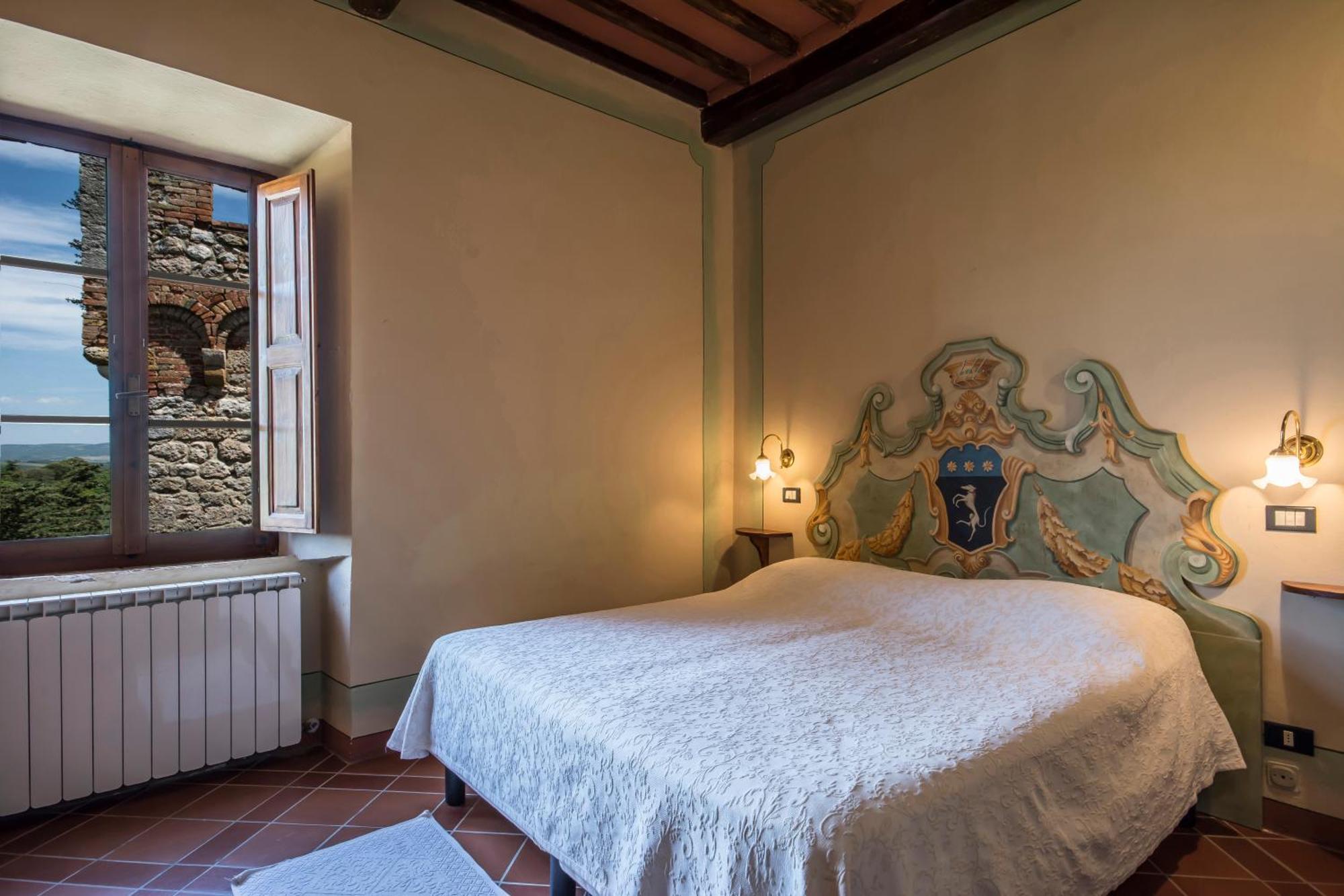Castel Pietraio Villa Monteriggioni Bilik gambar