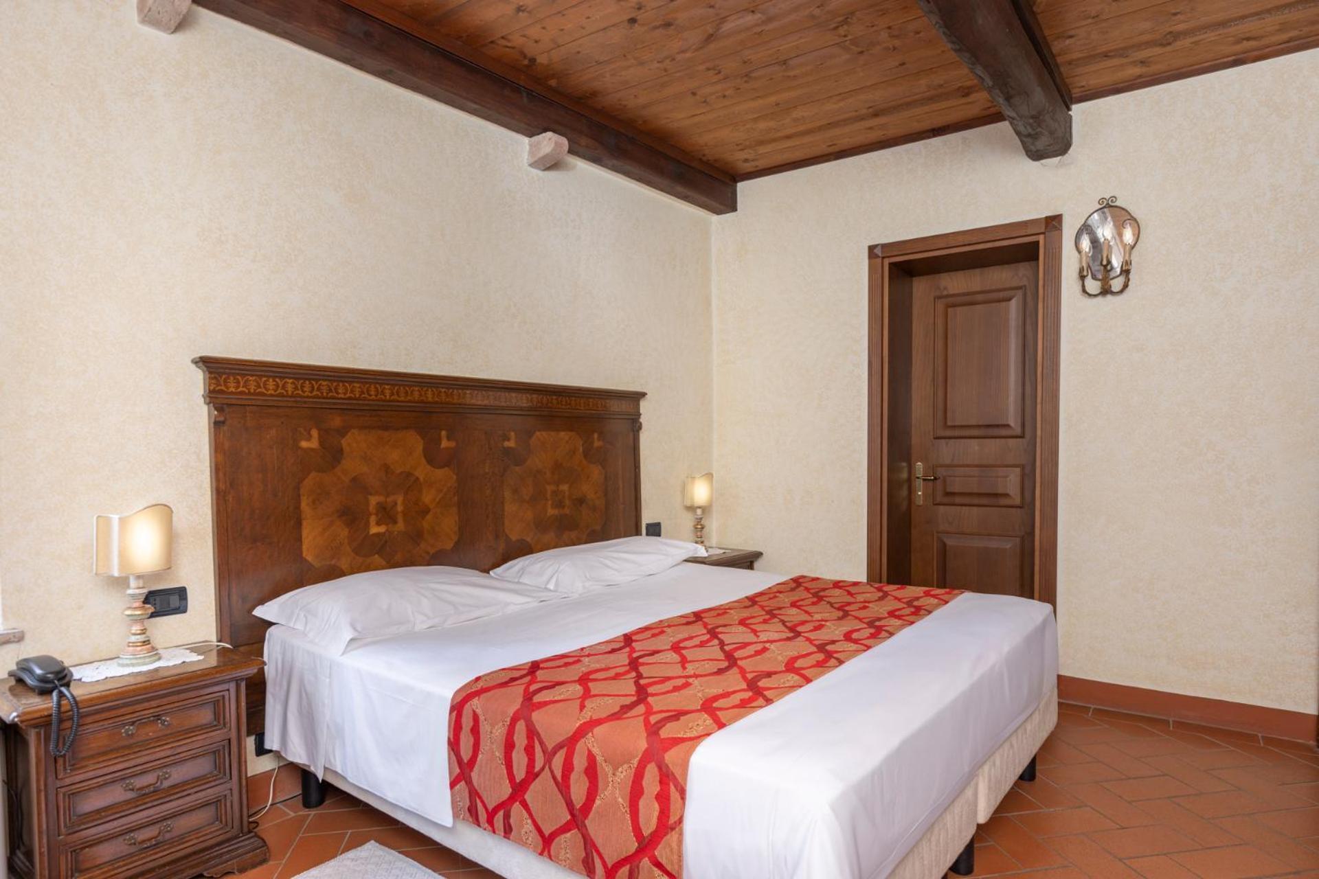 Castel Pietraio Villa Monteriggioni Bilik gambar